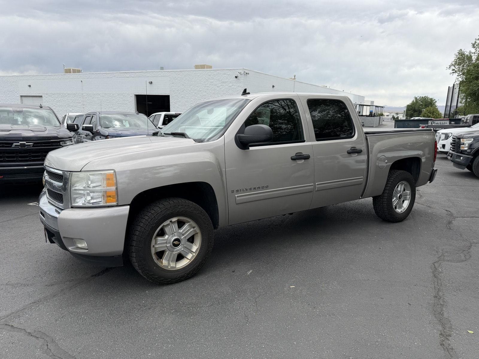 2009 Chevrolet Silverado 1500 1LT 4X4 Crew Cab's photo