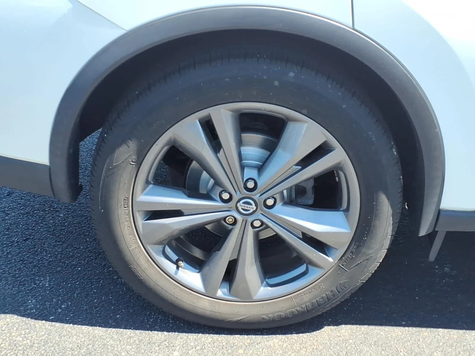 Certified Used 2020 Pearl White Tricoat Nissan Platinum image 9