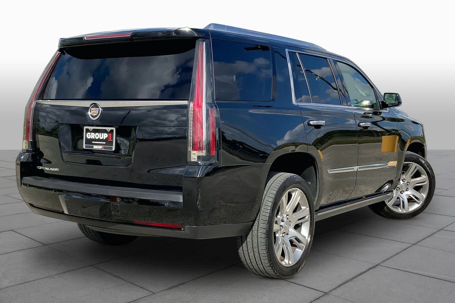 Used 2015 Black Raven Cadillac Premium image 13