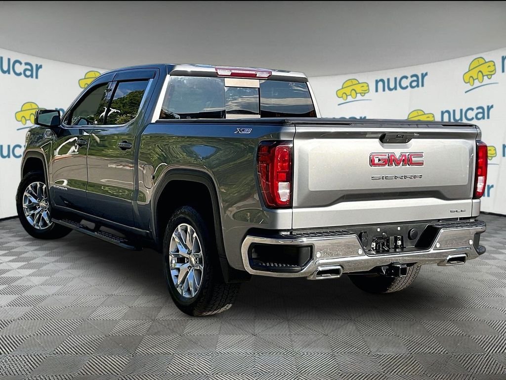 Used 2021 Gray GMC SLE image 4