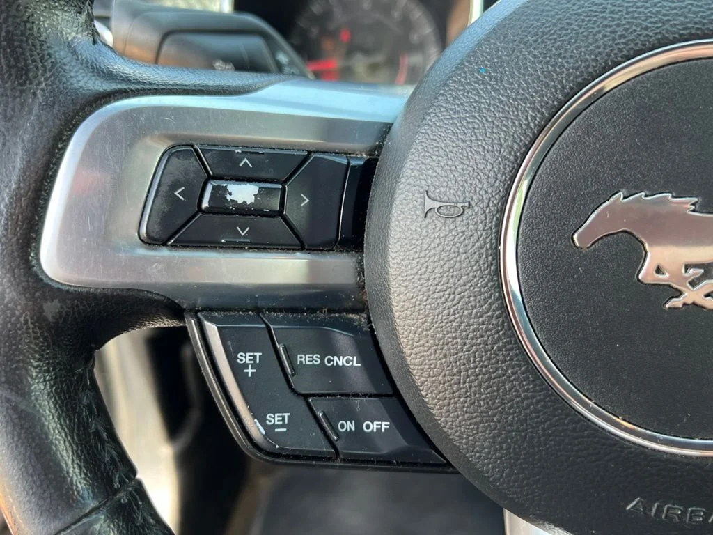 Used 2016 Black Ford V6 image 23