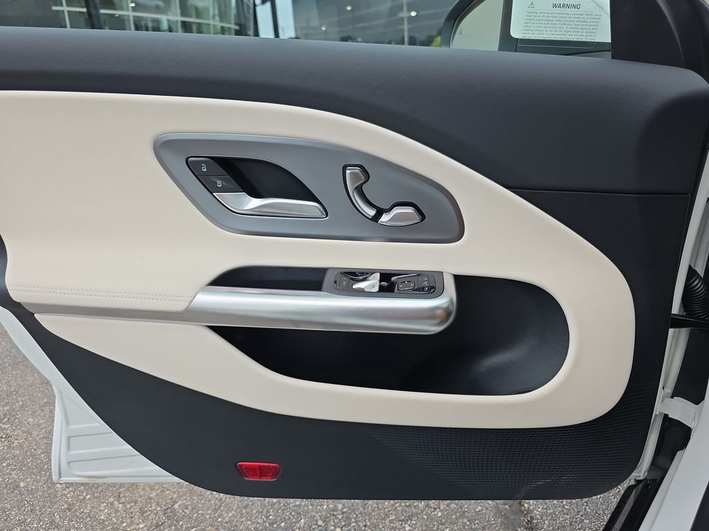 New 2027 White Mercedes-Benz CLA 220 image 19