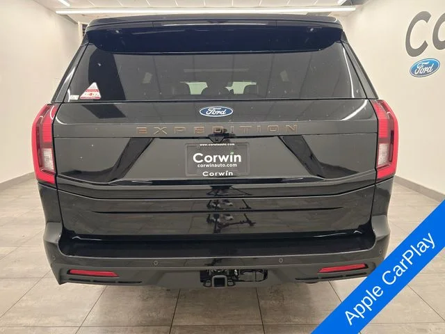 New 2027 Agate Black Metallic Ford Tremor® image 4