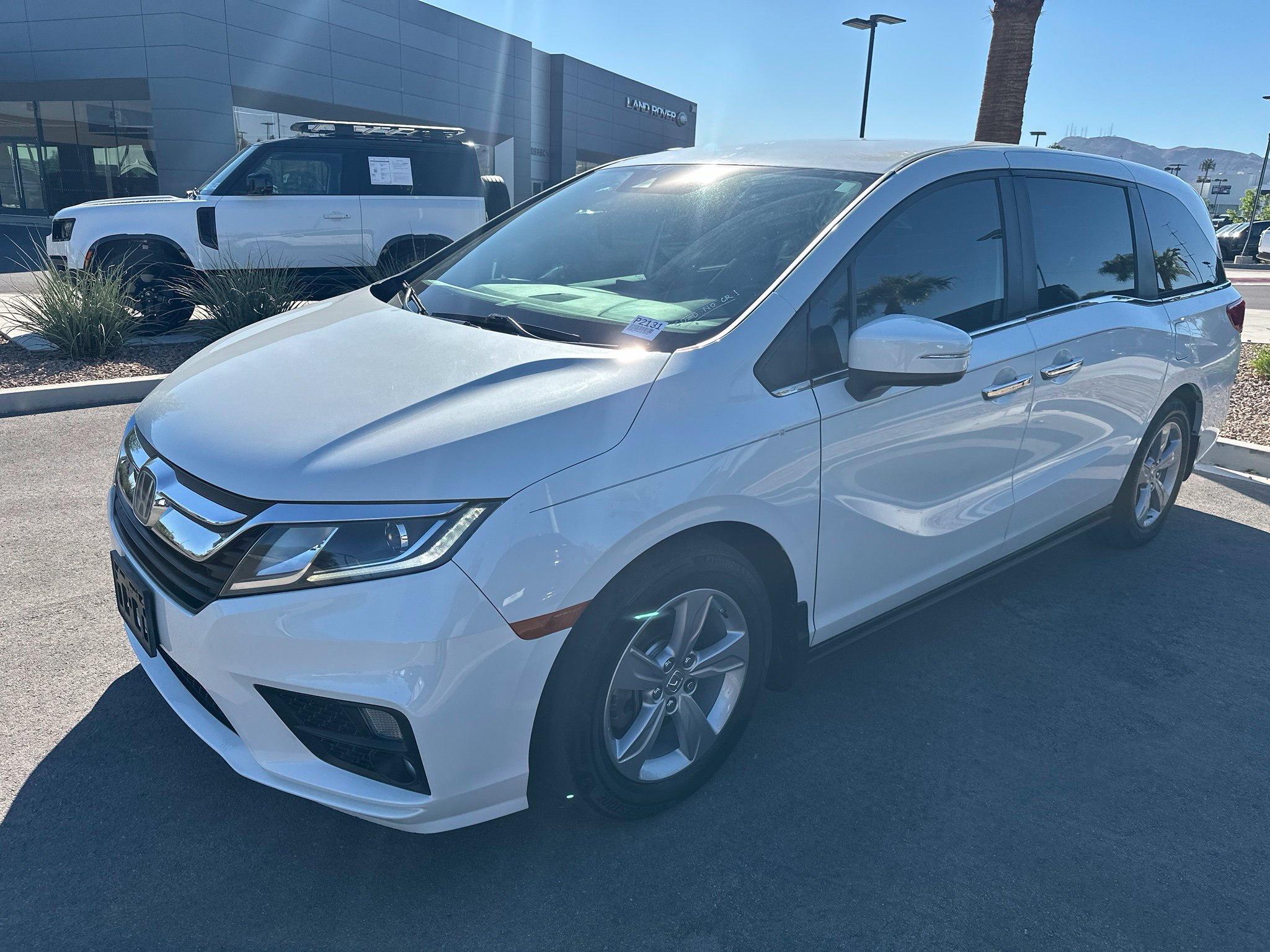 Used 2020 Platinum White Pearl Honda EX image 1