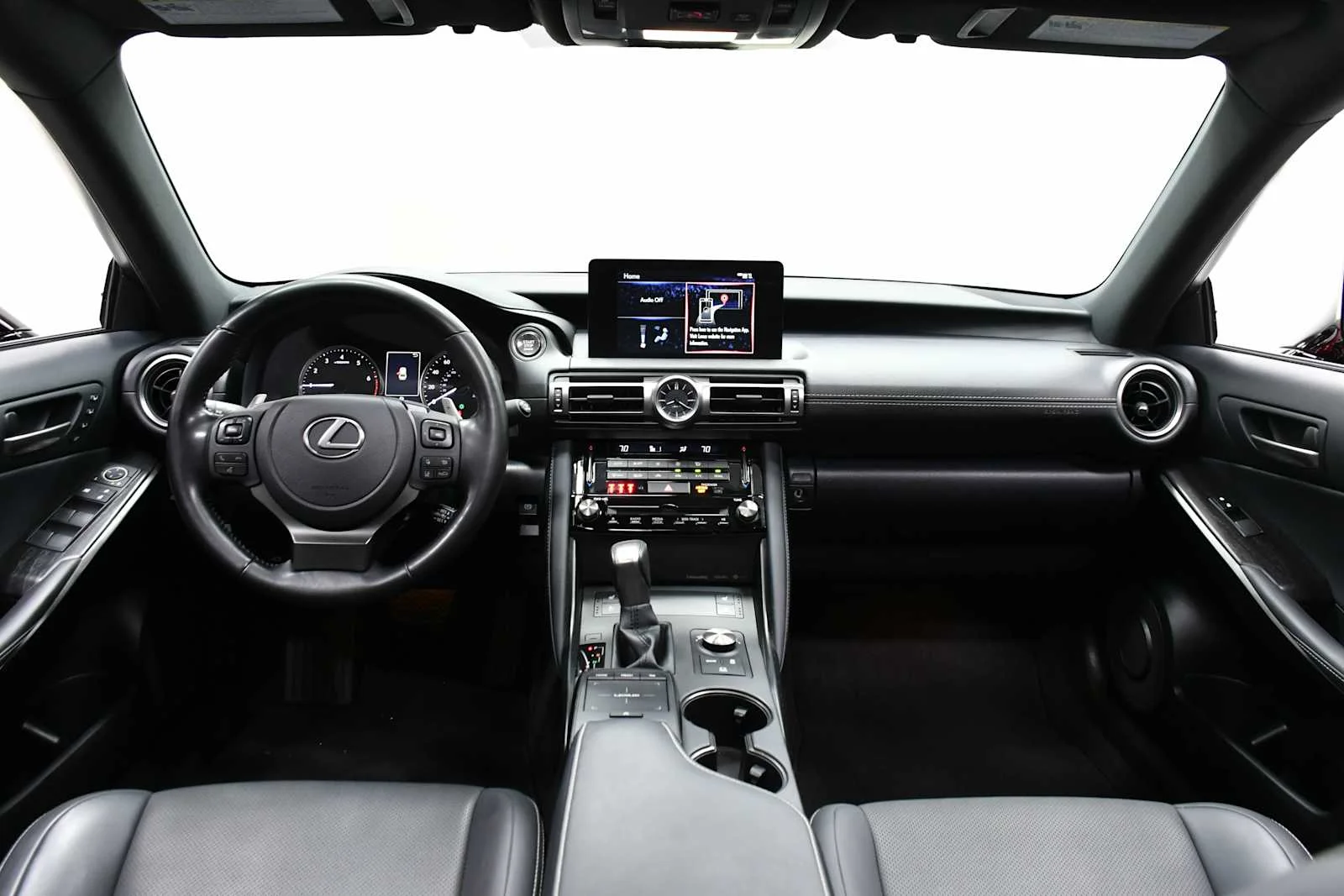 Used 2022 Matador Red Mica Lexus  image 19