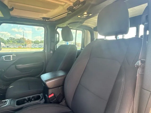 Used 2020 Gray Jeep Sport image 12
