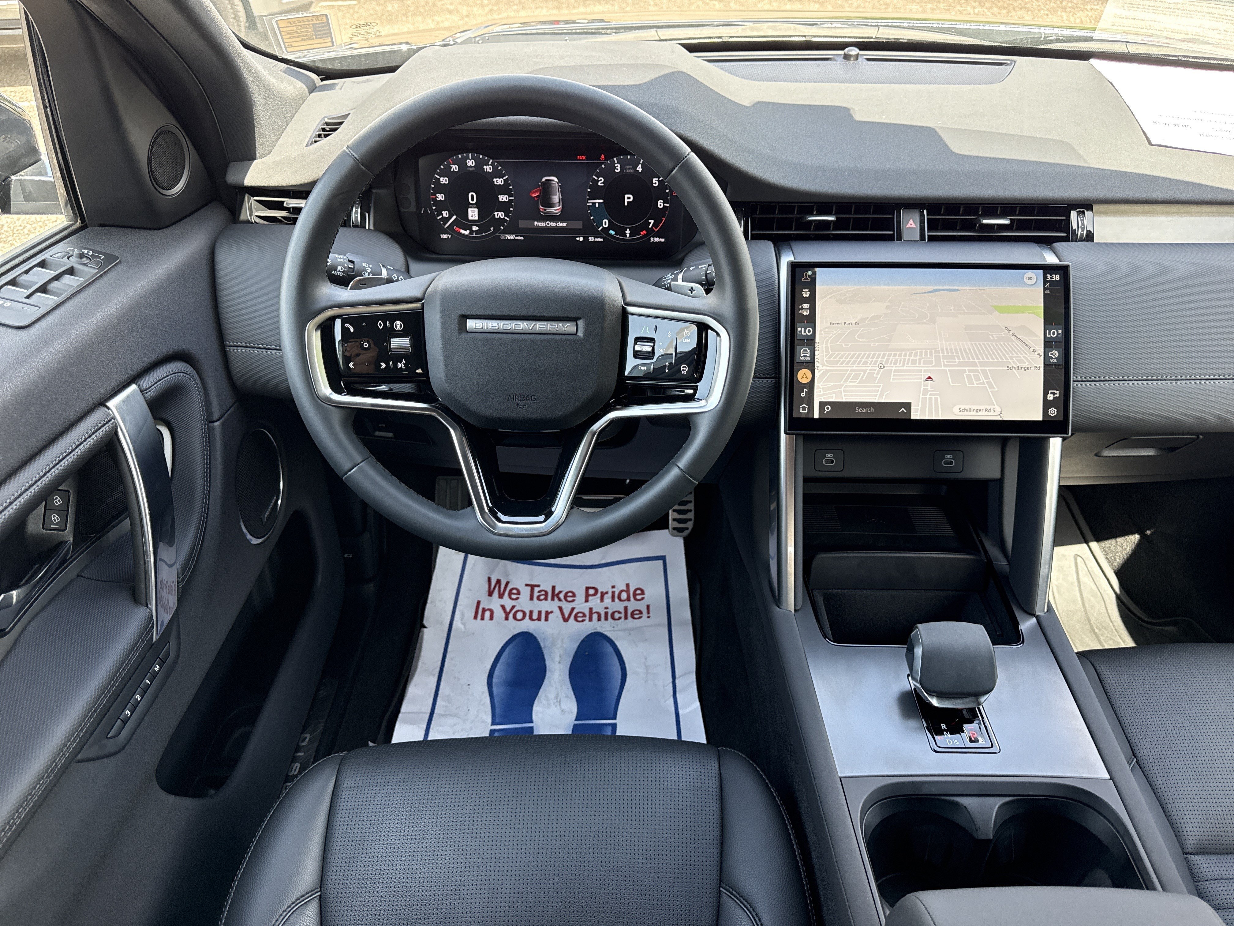 2025 Land Rover Discovery Sport Dynamic SE - Photo 16
