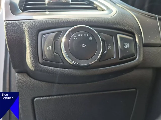 Used 2024 White Ford SE image 19