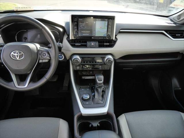 Certified Used 2021 SILVER SKY METALLIC Toyota  image 11