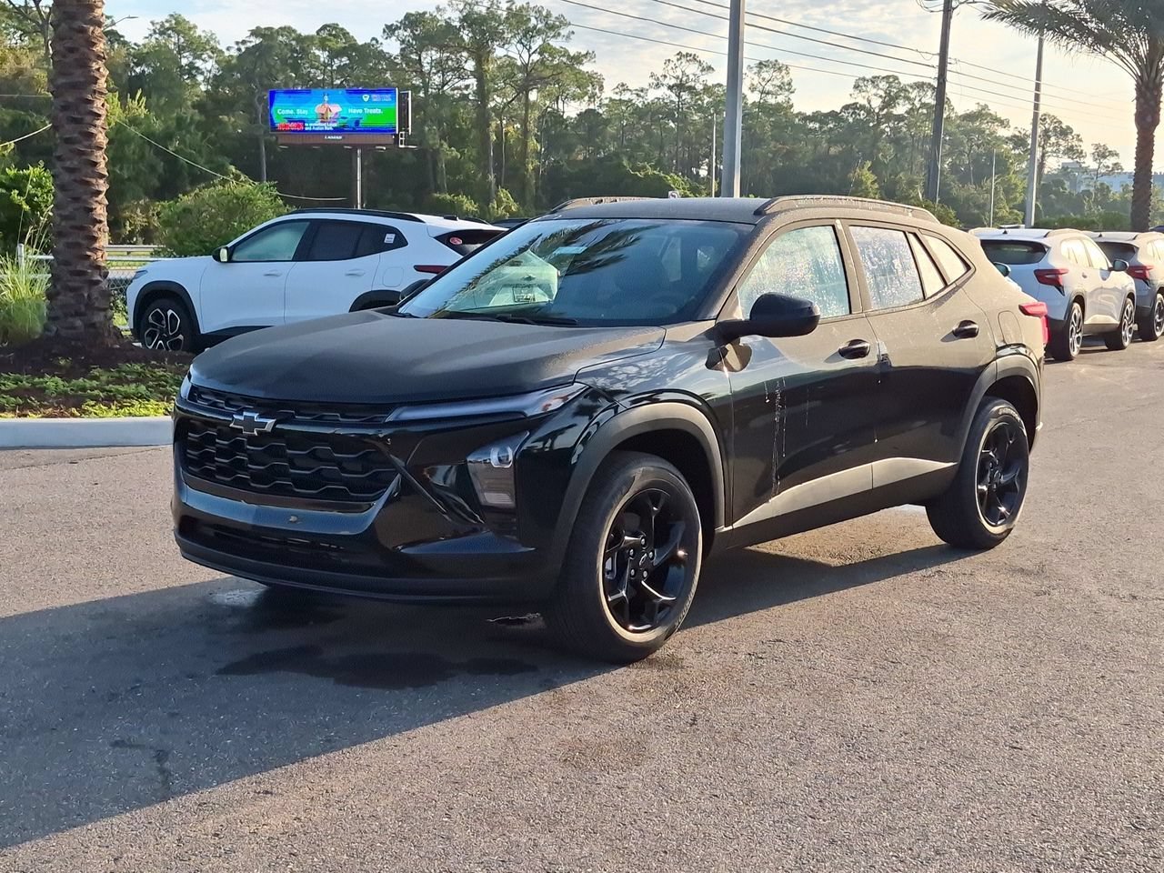 New 2026 Mosaic Black Metallic Chevrolet LT image 4