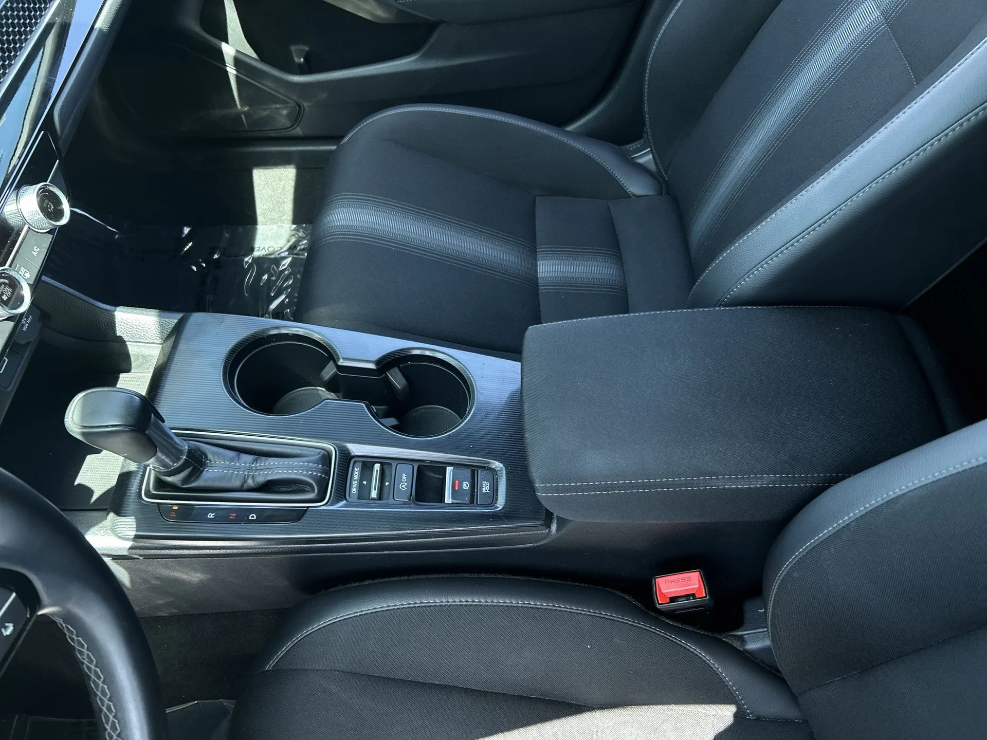 2024 Honda Civic Hatchback Sport - Photo 22