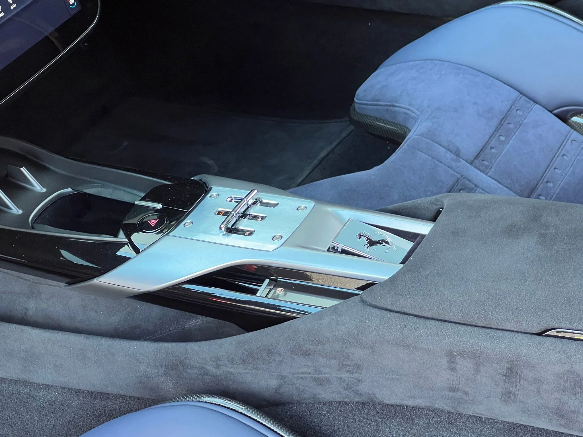 Used 2025  Ferrari Base image 28