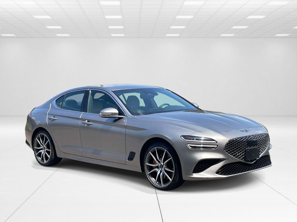 Used 2025 Silver Genesis 2.5T image 1