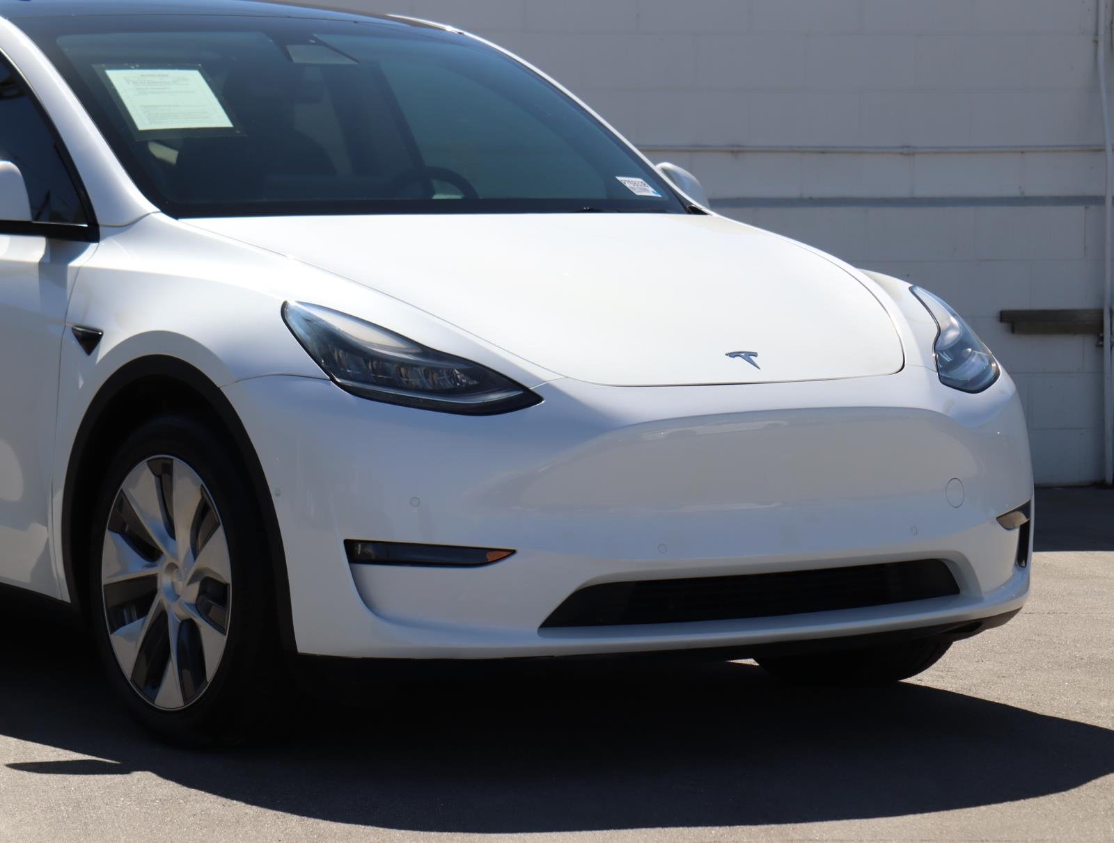 Used 2021 Tesla Model Y Long Range with VIN 5YJYGDEE8MF091391 for sale in Los Angeles, CA