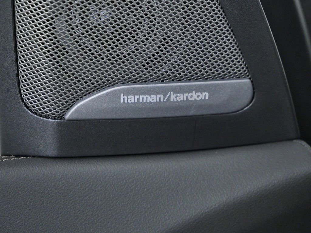 New 2027 Brooklyn Grey Metallic BMW xDrive40i image 37
