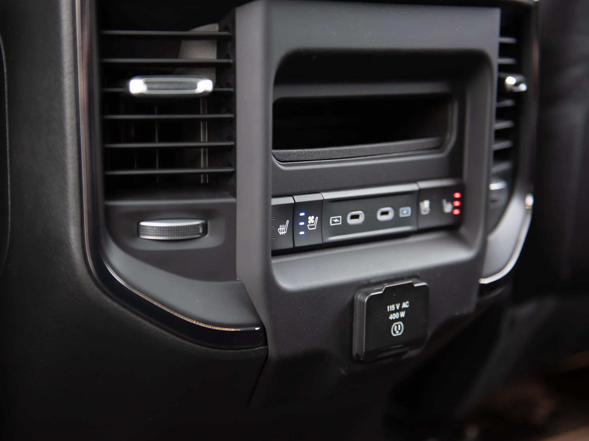 New 2026 Black RAM Limited Night* Crew Cab 4x4, 540 Horsepower, Massage Seats, Head-Up Display image 31