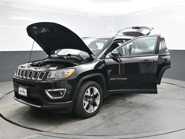 Used 2018 Black Jeep Limited image 43