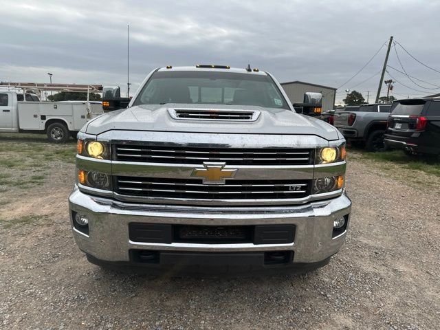 Used 2019 Silver Chevrolet LTZ image 3