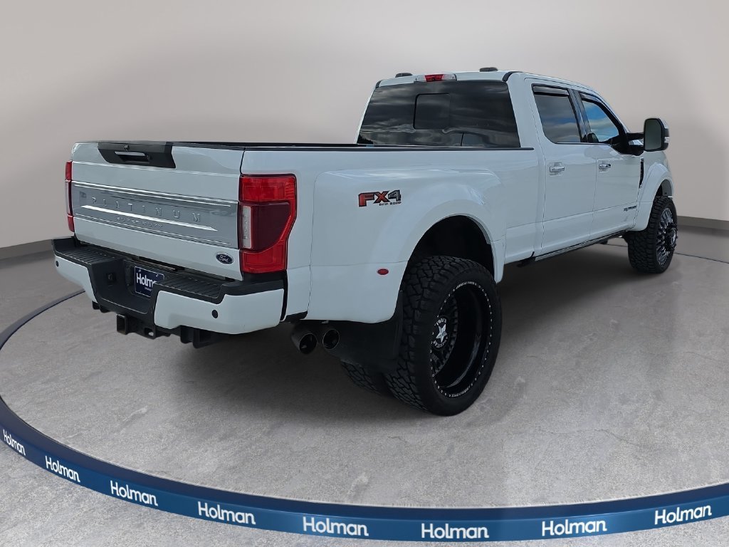 Used 2021 White Metallic Ford Platinum image 6