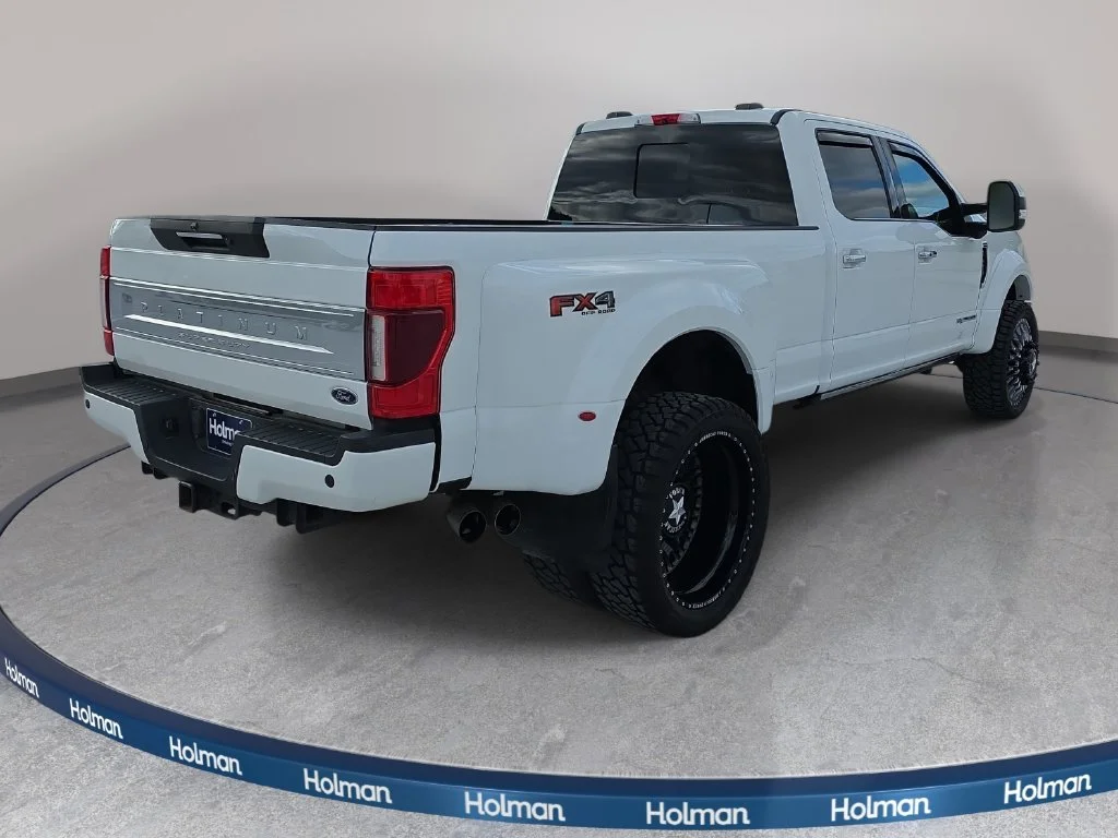 Used 2021 White Metallic Ford Platinum image 6