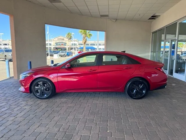Certified Used 2021 Calypso Red Hyundai SEL image 2