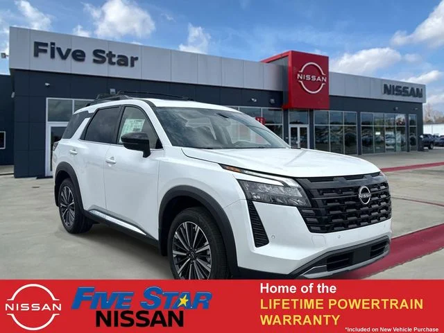 2026 Nissan Pathfinder Platinum 2WD's photo