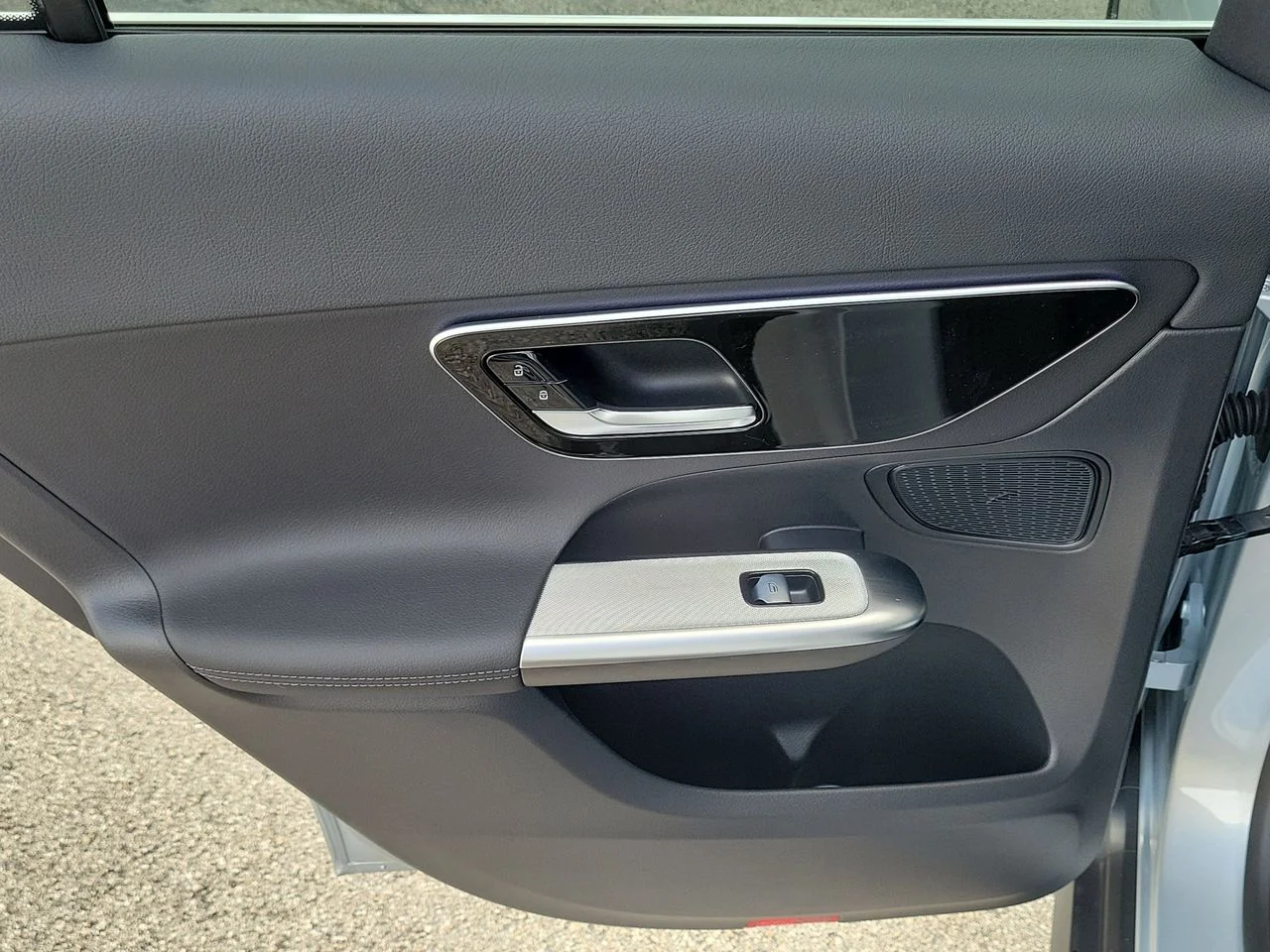 New 2026 Cirrus Silver Metallic Mercedes-Benz GLC 300 image 11