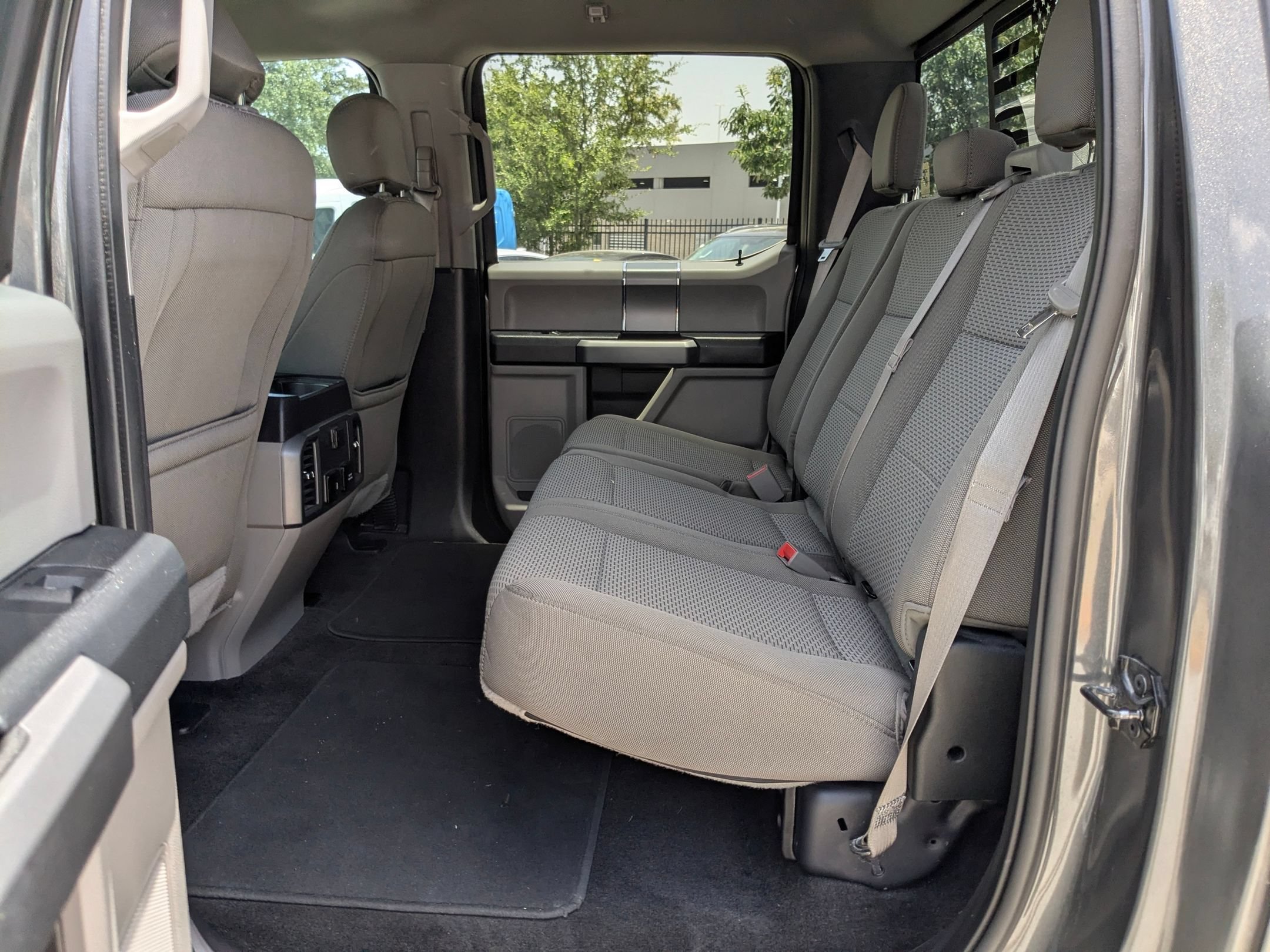 Used 2018 Magnetic Ford XLT image 20