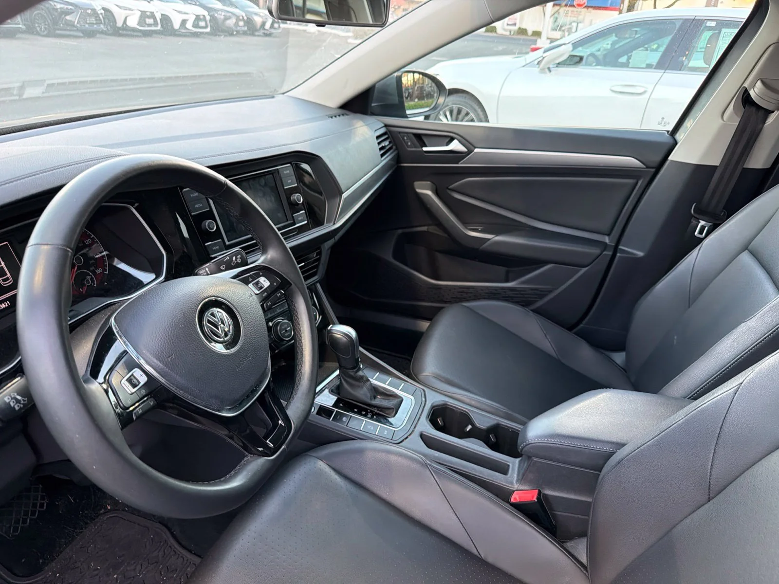 Used 2020 Platinum Gray Metallic Volkswagen 1.4T SE image 6