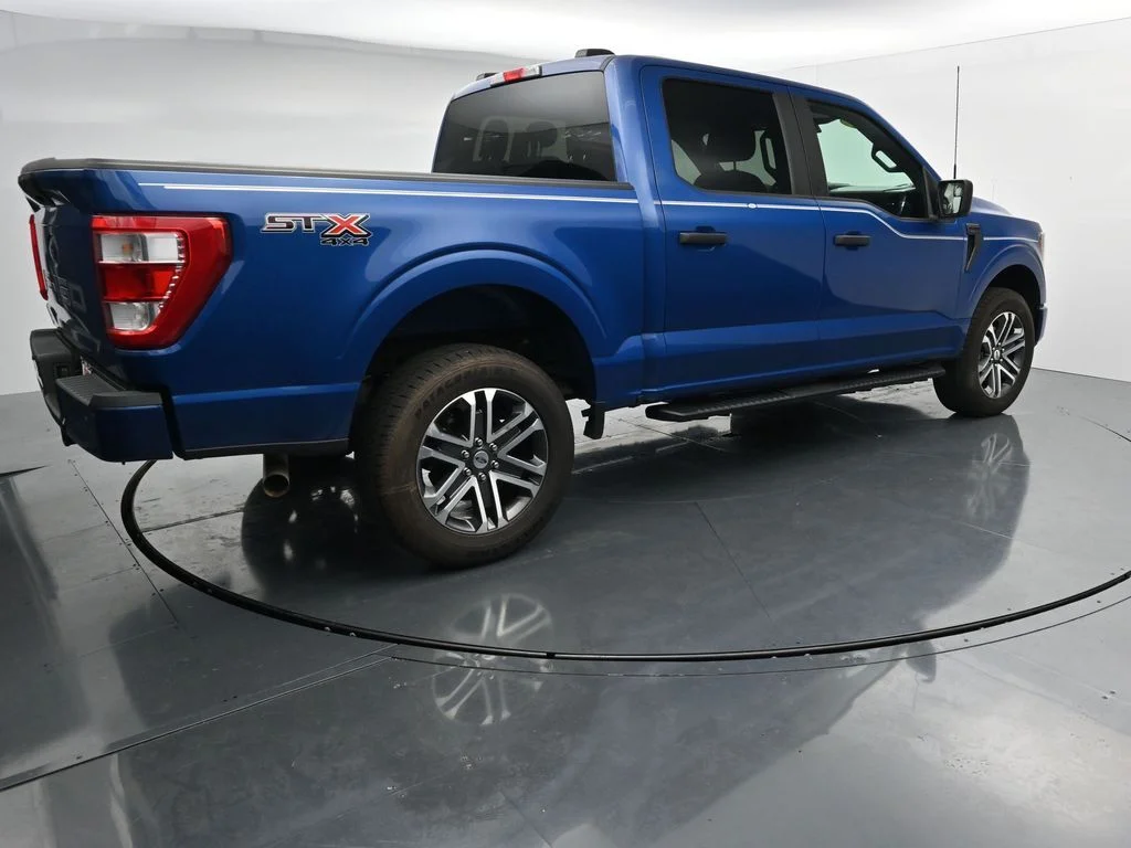 Used 2023 Blue Ford XL image 7