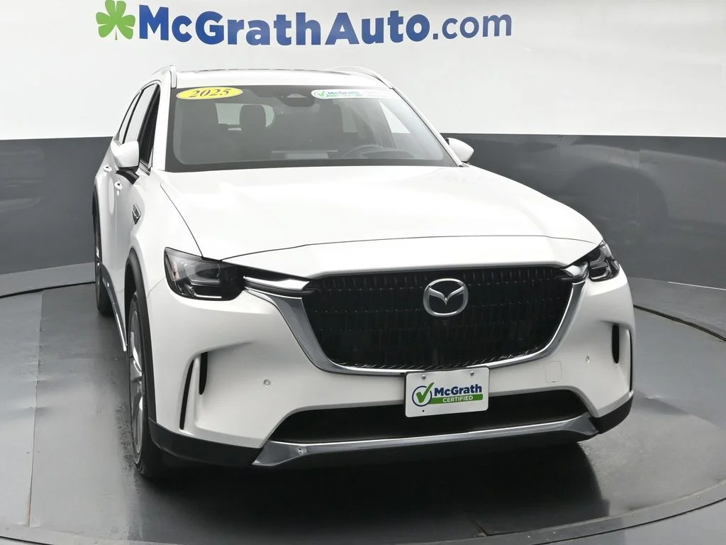 Used 2025 White Mazda 3.3 Turbo Premium Plus image 5