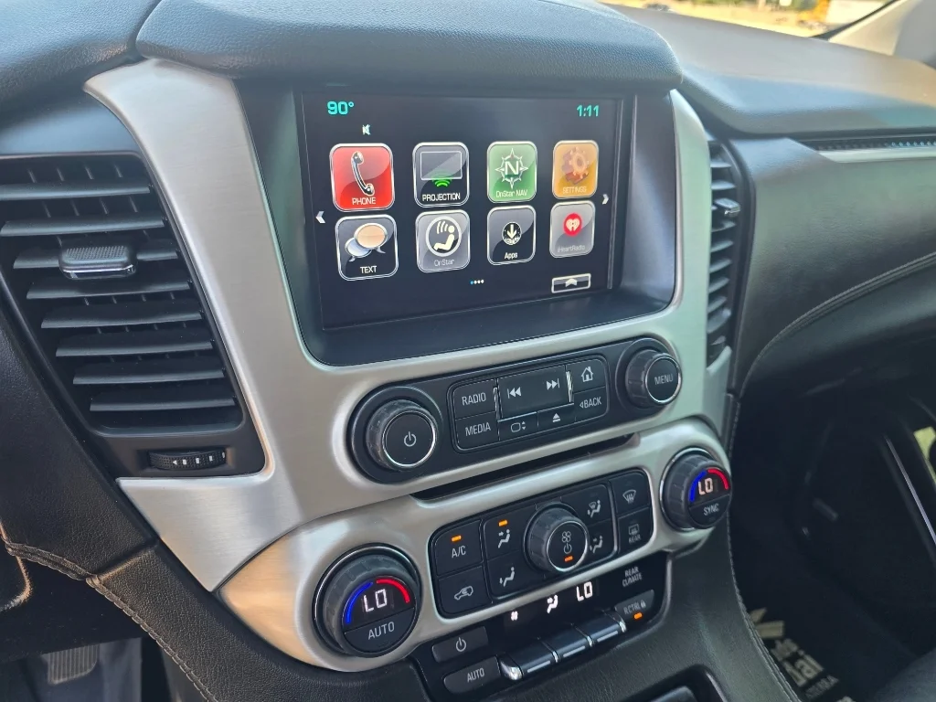 Used 2017 Summit White GMC SLE image 23