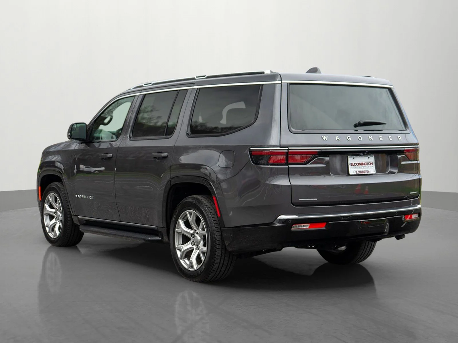 Used 2022 Baltic Gray Metallic Clearcoat Jeep Series I image 5