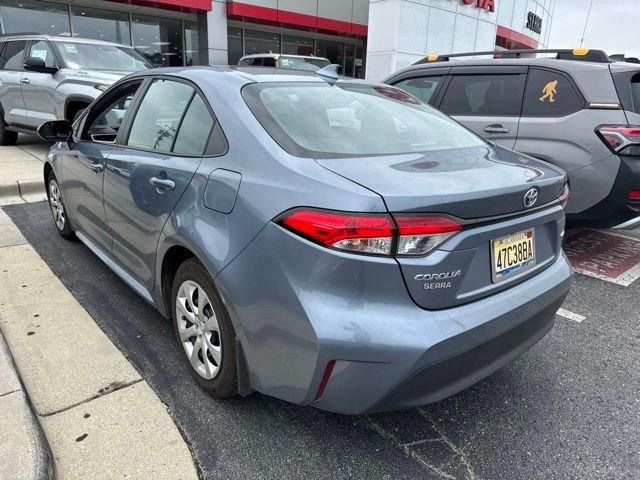 Used 2025  Toyota LE image 5