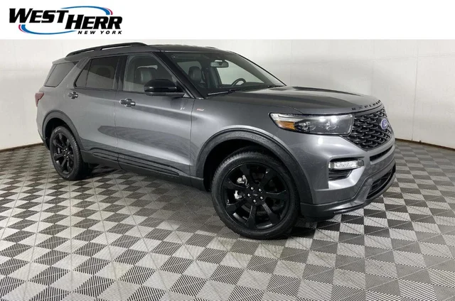2023 Ford Explorer ST-Line