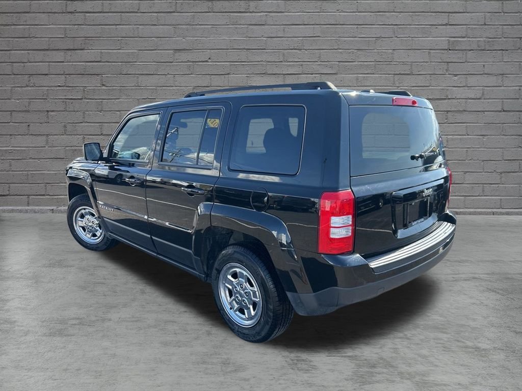 Used 2017 Black Jeep Sport image 6