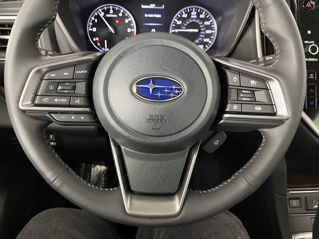 New 2026 CRYSTAL BLACK SILICA Subaru Touring 7-Passenger image 16