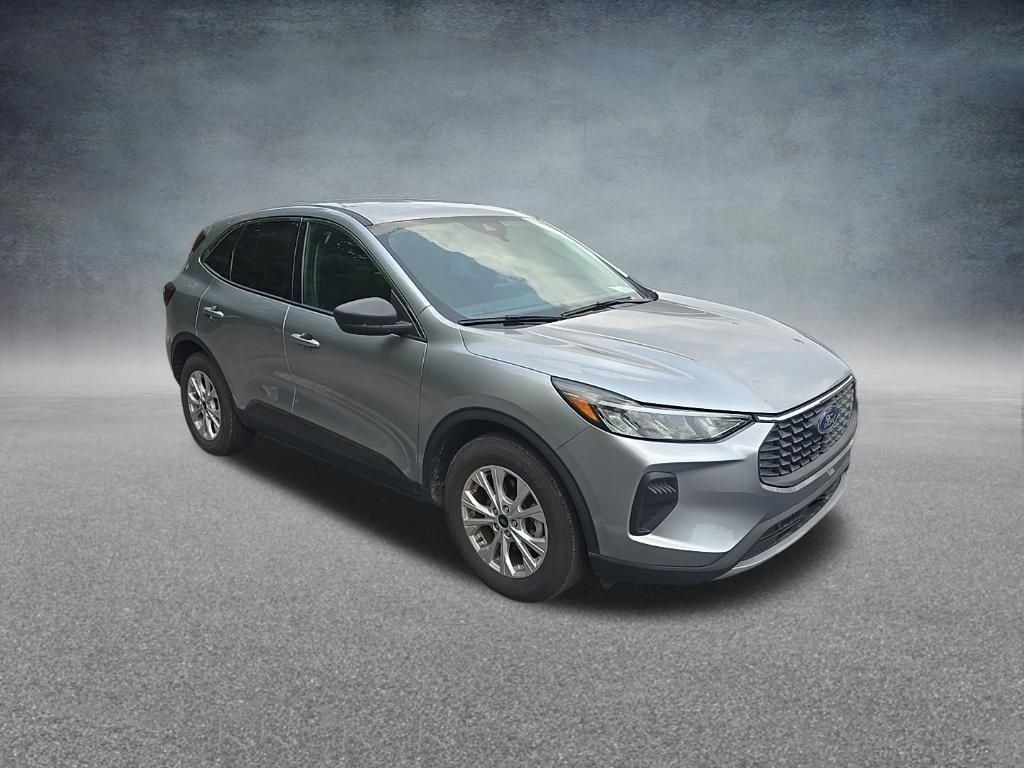 Used 2024 Silver Metallic Ford Active image 10