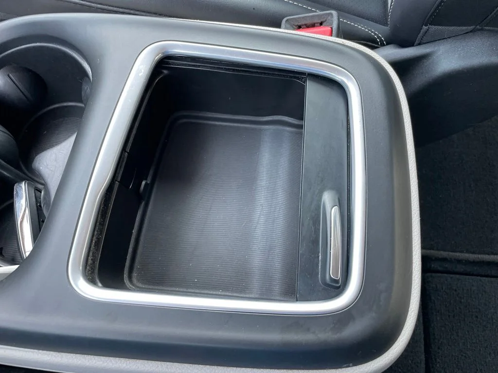 Used 2023 Ceramic Gray Clearcoat Chrysler Touring L image 41