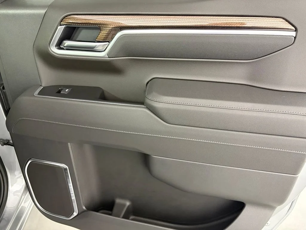 New 2026 Sterling Gray Metallic Chevrolet RST image 44