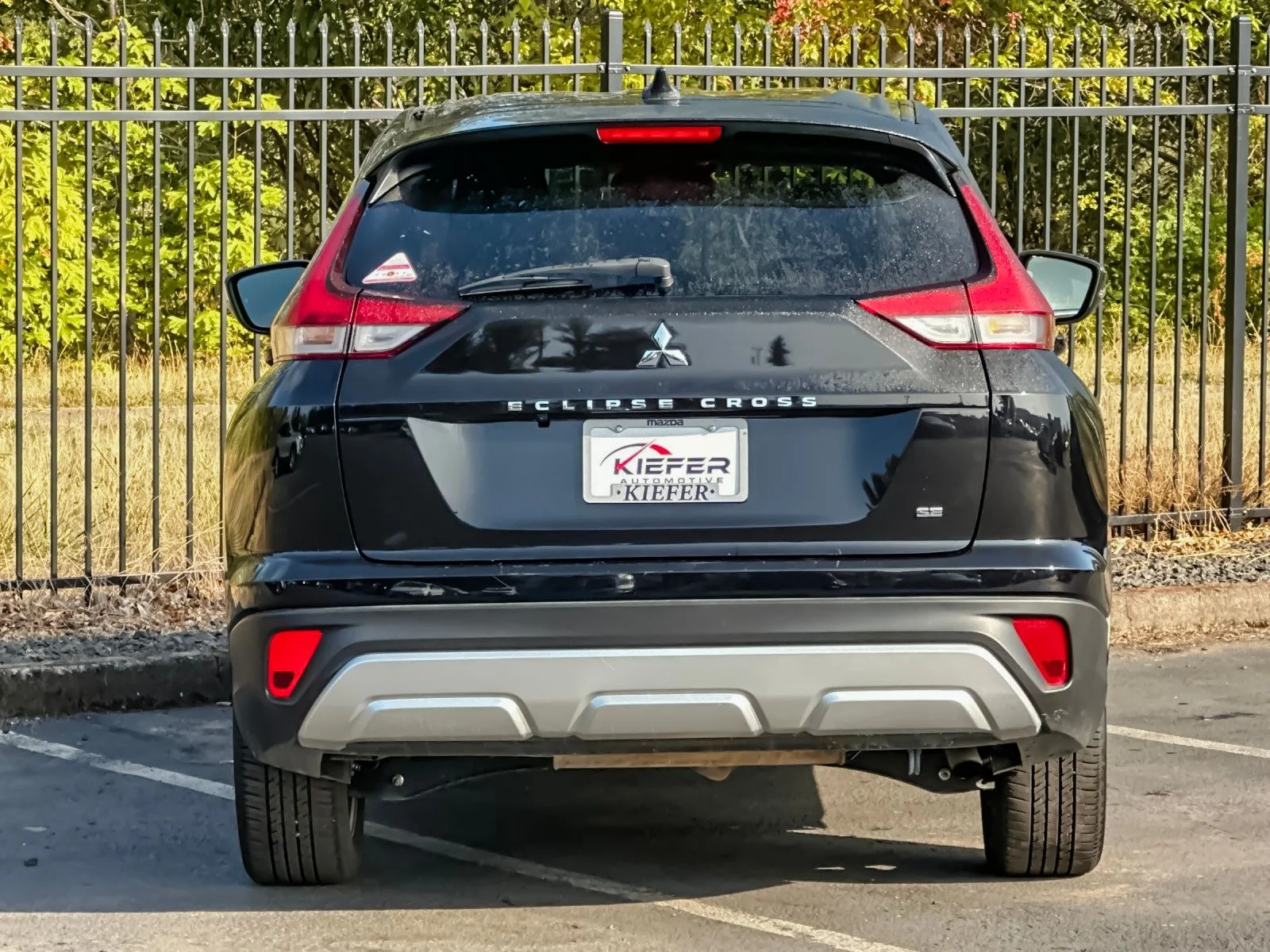 Used 2025 Black Mitsubishi SE image 4