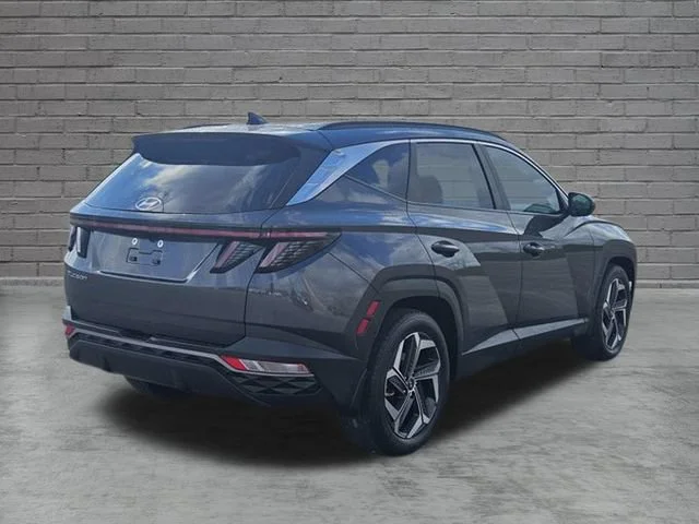 Used 2023 Gray Hyundai SEL image 5