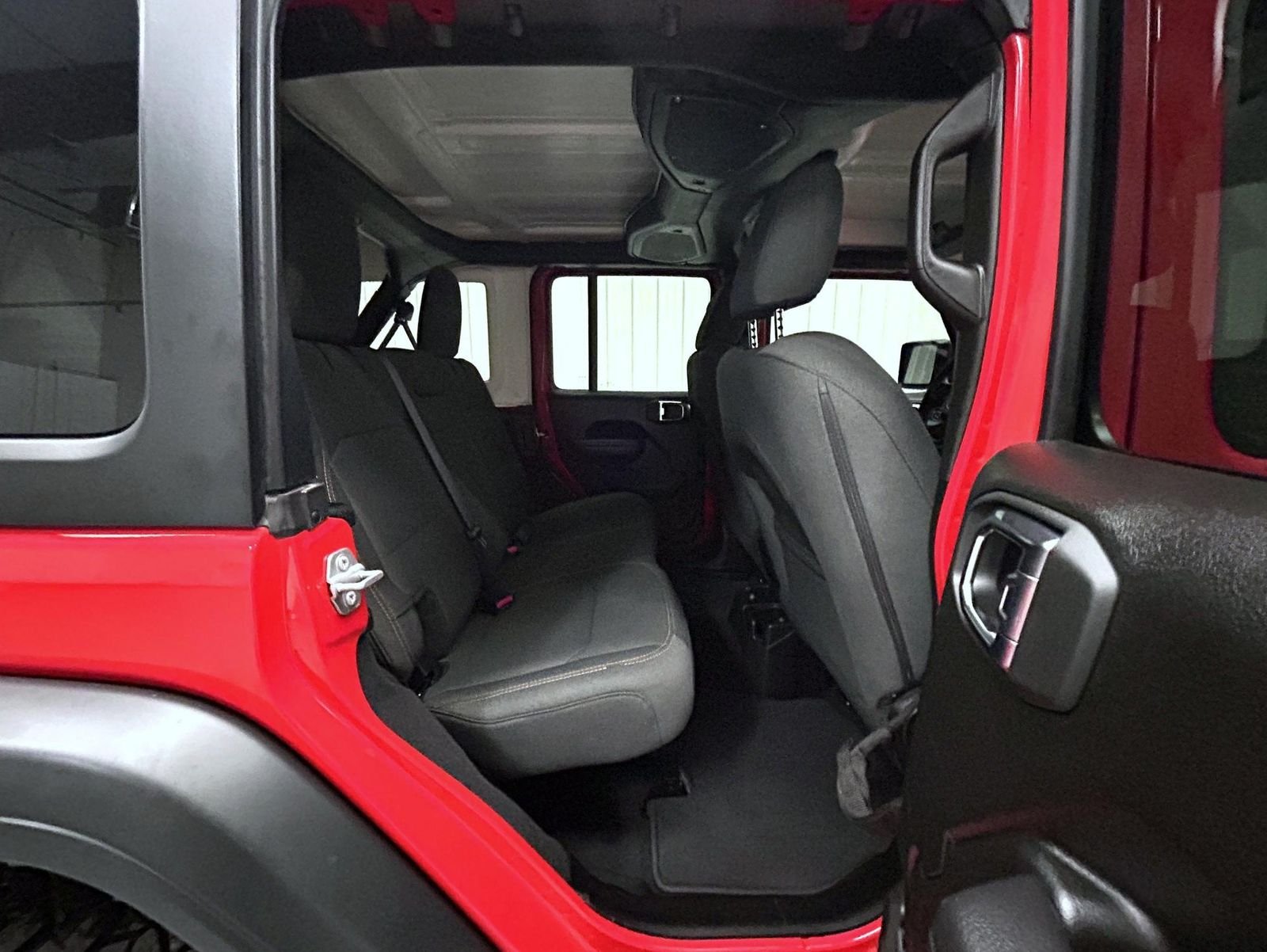 2025 Jeep Wrangler 4-Door Sport S - Photo 18