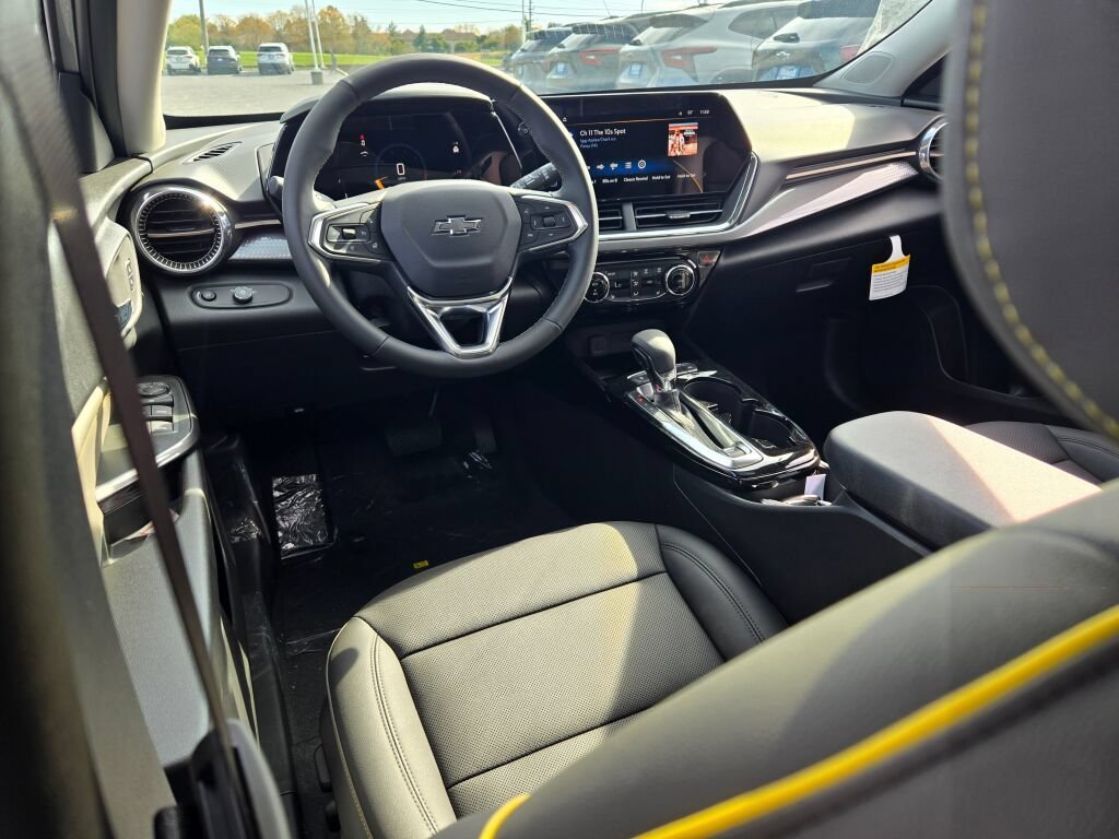 2026 Chevrolet Trax LT - Photo 15