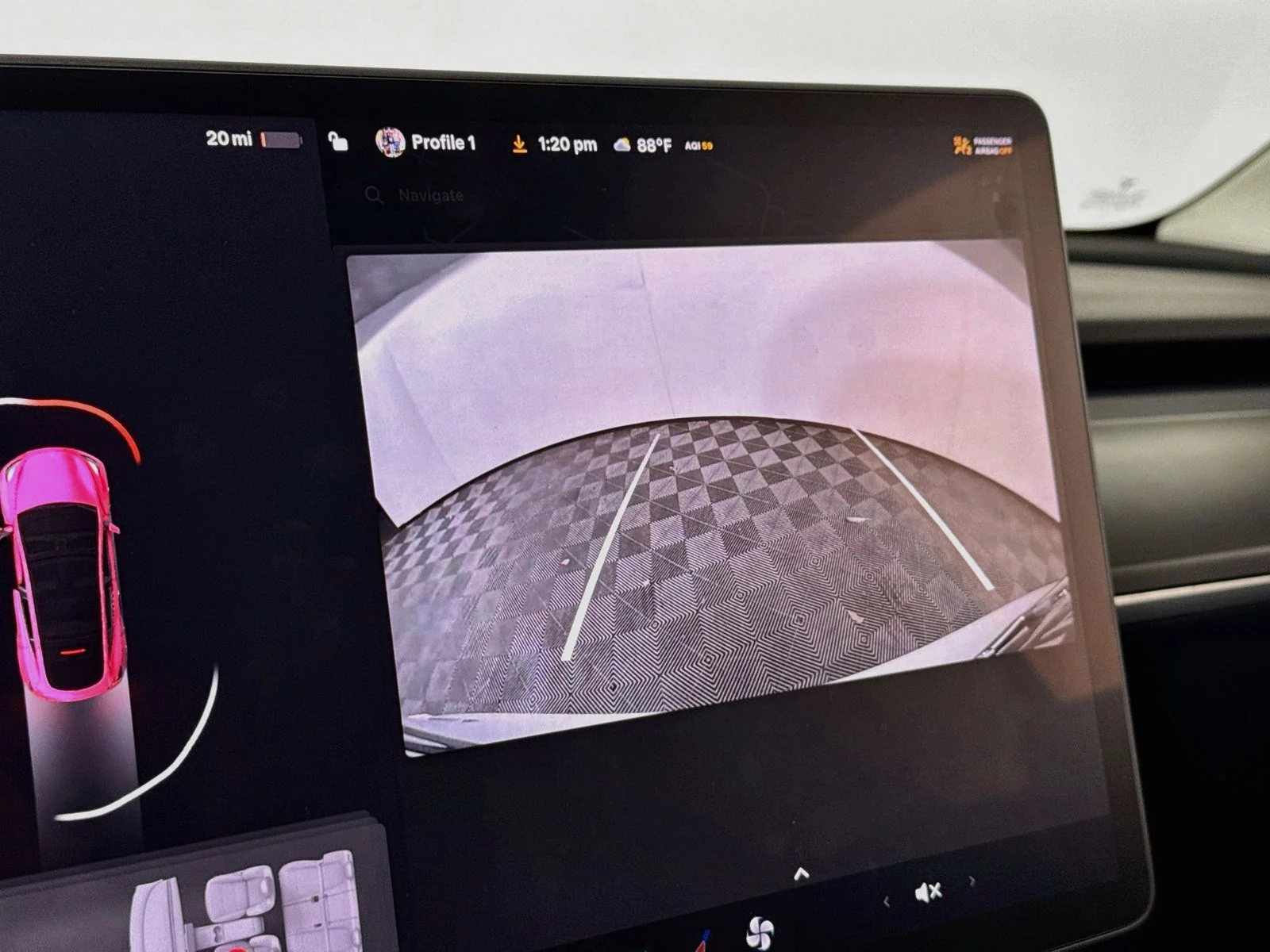 Used 2022  Tesla Long Range image 9