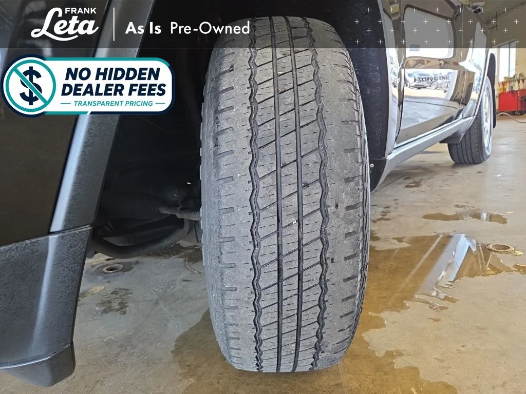 Used 2014 Black Jeep Laredo image 24