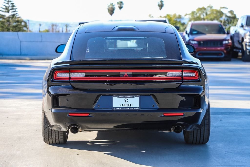 New 2026 Diamond Black Crystal Pearlcoat Dodge Scat Pack image 9