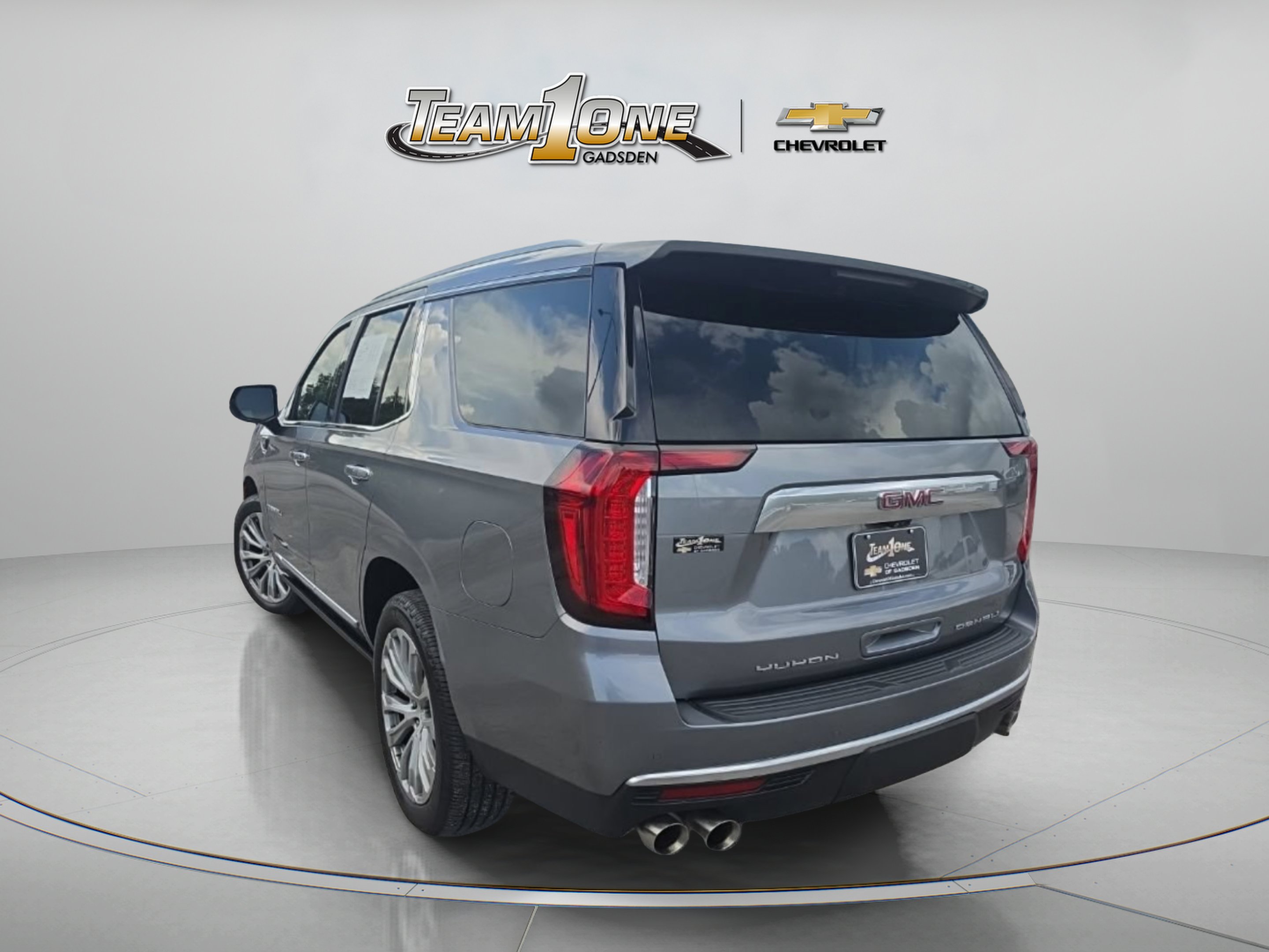 Used 2021 SATIN STEEL METALLIC GMC Denali image 5