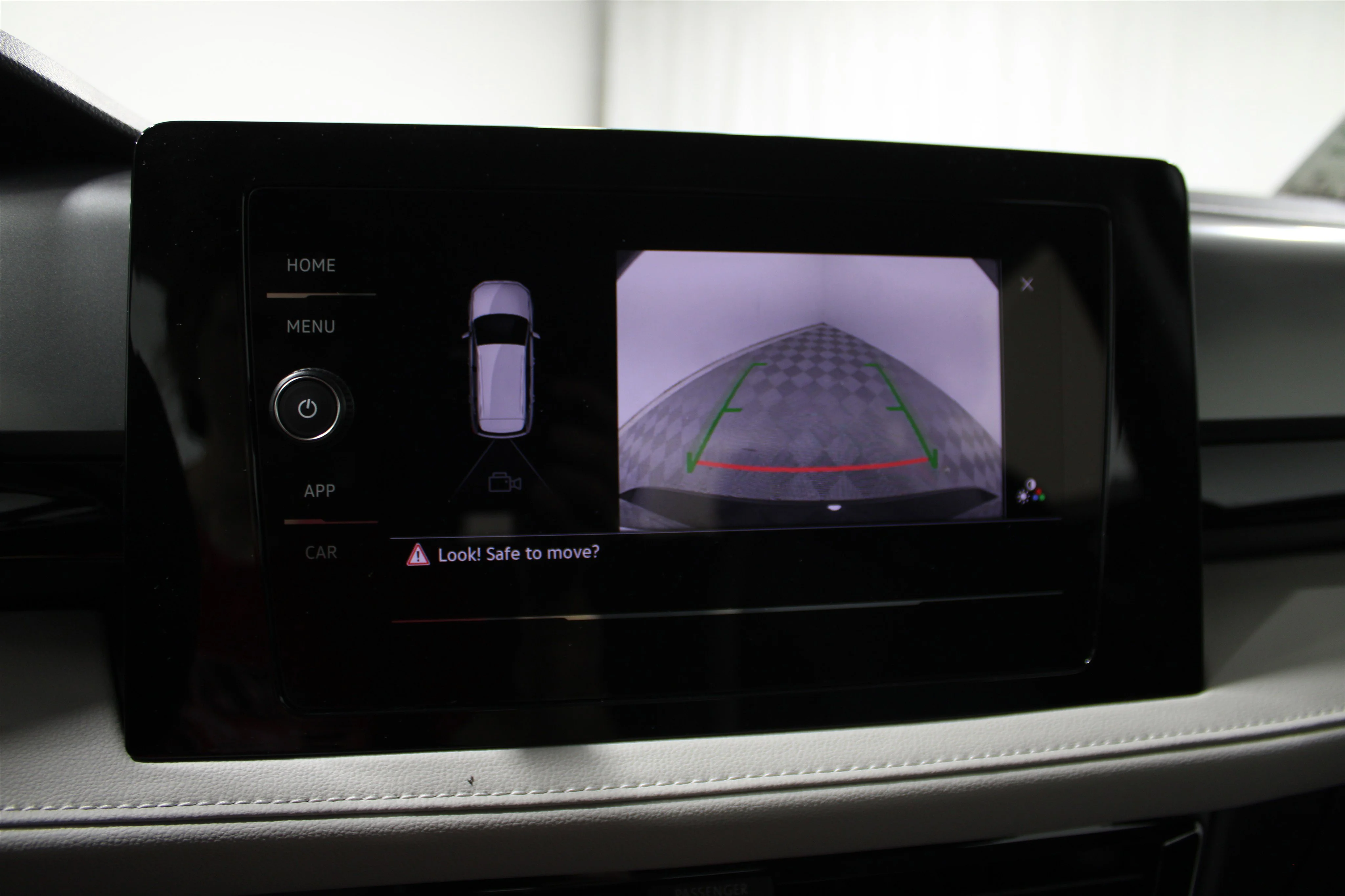 2025 Volkswagen Taos S - Photo 15