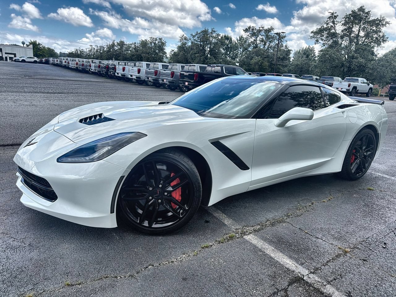 Used 2019 ARCTIC WHITE Chevrolet 1LT image 1